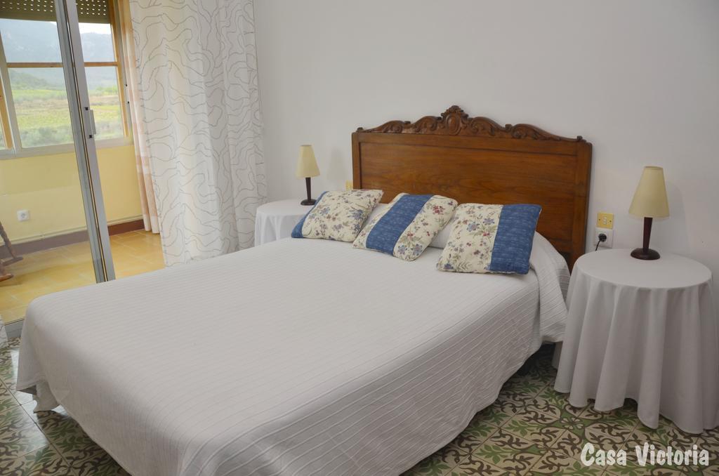 Casa Victoria Guest House La Vilella Baixa ภายนอก รูปภาพ