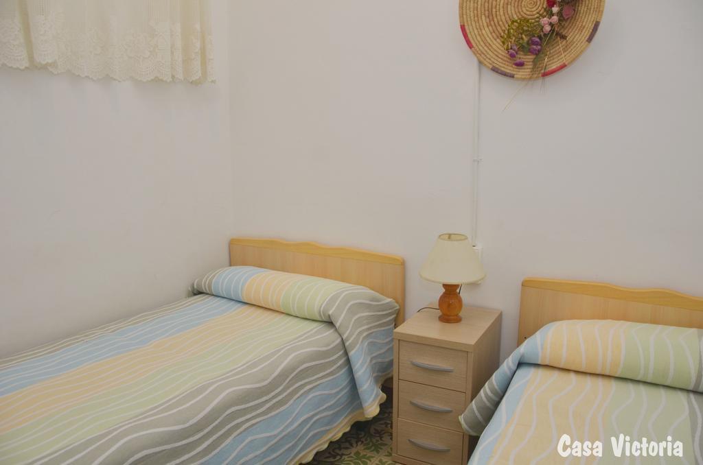 Casa Victoria Guest House La Vilella Baixa ภายนอก รูปภาพ